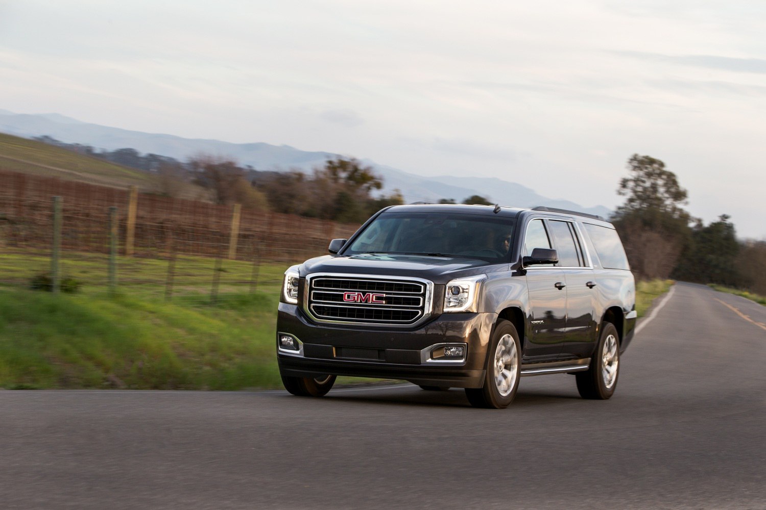 GMC Yukon technical specifications and fuel economy